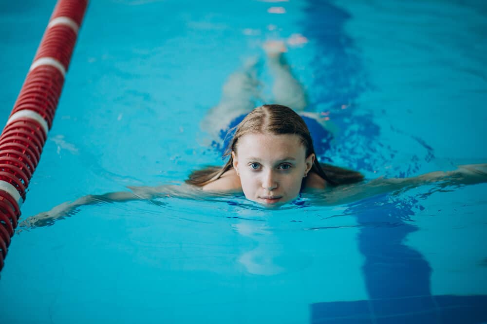 natacion para niños beneficios