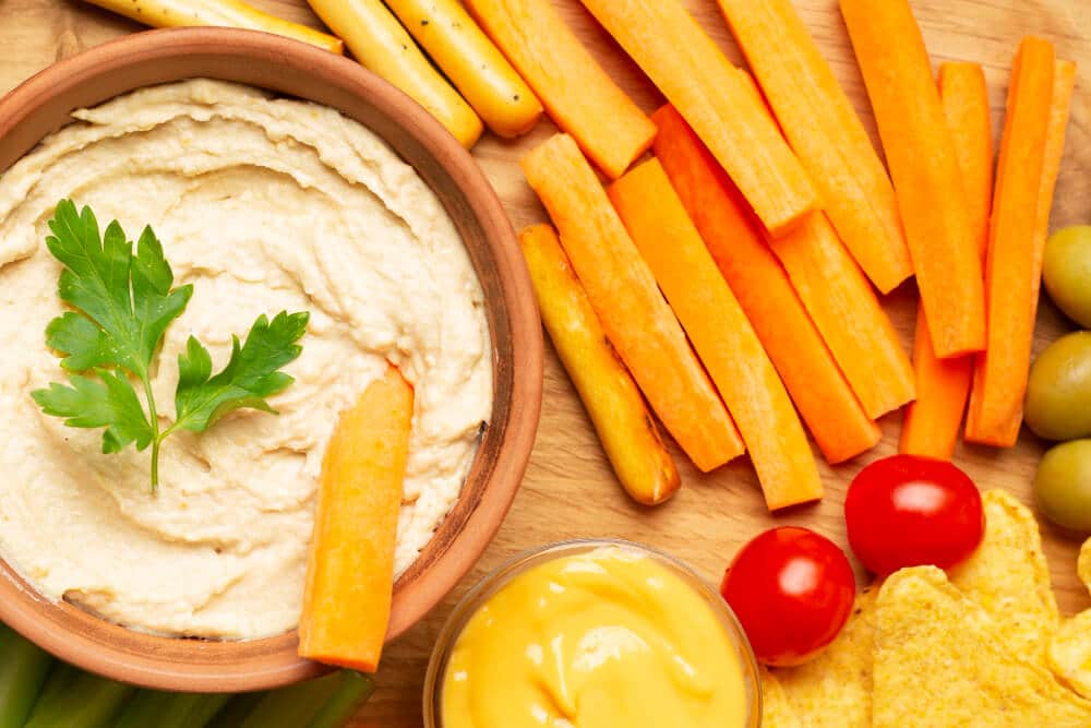 snacks saludables hummus